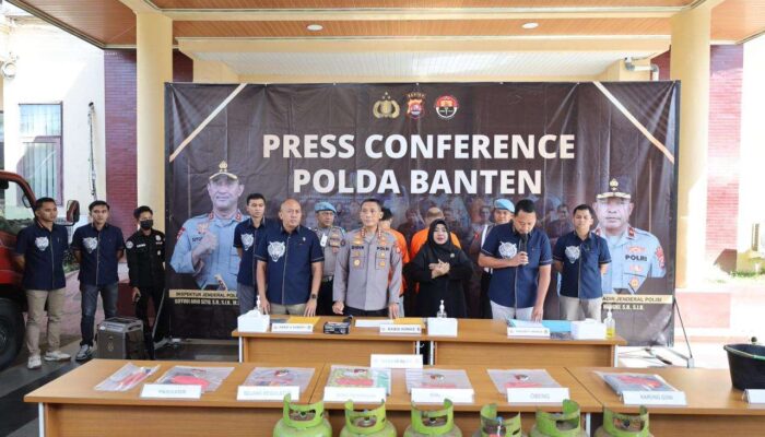 Raup Omzet Ratusan Juta, Polda Banten Tangkap Dua Pelaku Penyuntik LPG Bersubsidi