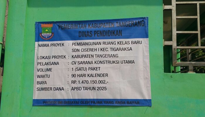 Papan Proyek Bilang “Bangunan Baru”, Tapi Kok Gedung Lama Masih Berdiri?