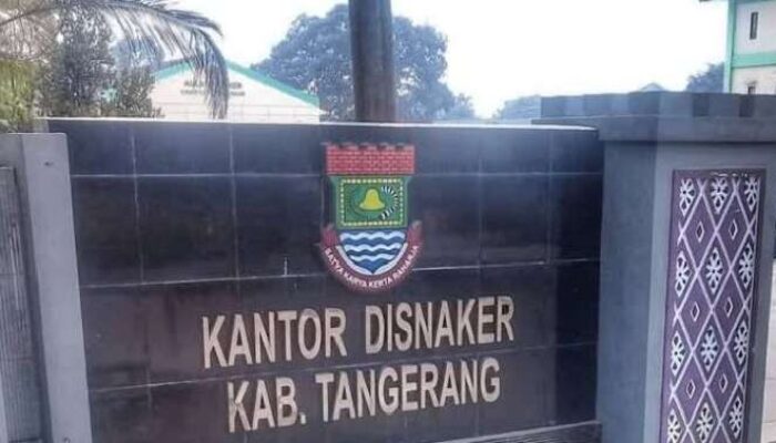 Toilet Kantor Pemerintah Seperti Rumah Hantu, Pengunjung Disnaker Ketakutan