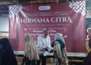 Ketua RW 03 Desa Pete Rahmatullah Santuni Janda dan Jompo di Acara Penutupan KKN UIN Jakarta