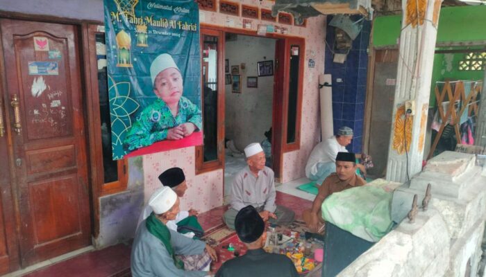 Kepala Desa Renged Wawan Takziah ke Keluarga Besar Ustaz Lukman