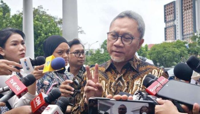 Peneliti Nilai Kunjungan Zulhas ke Aceh Fokus Pemulihan Bencana, Video Makan Sate Dinilai Terlalu Dipersoalkan