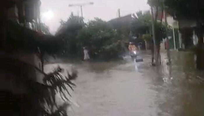 Banjir Rendam Perumahan Mustika Tigaraksa, Warga Harapkan Penanganan Tanggul Lebih Optimal