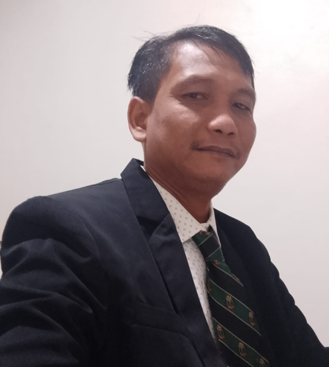 Sarwo Edi, S.H pengacara pembela wong cilik dan masyarakat tidak mampu. Dok : SWARA45.COM/Afrizal)