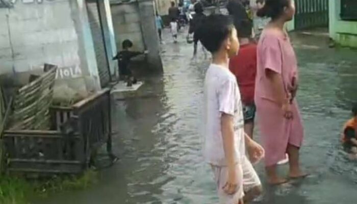 Banjir kembali melanda Di 4 desa kecamatan kresek kabupaten Tangerang
