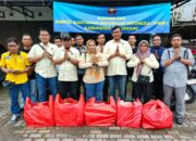 Pererat Silaturahmi dengan Warga, KWRI Kabupaten Tangerang Gelar Bagi Takjil di Solear
