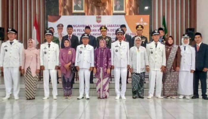 Enam Kepala Desa PAW Resmi Dilantik di Gedung PKK Kabupaten Ciamis