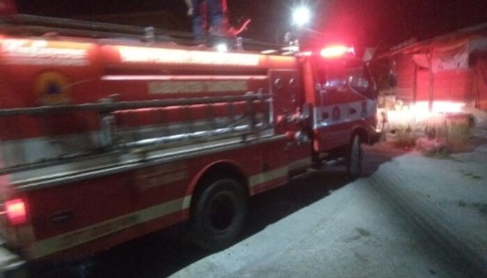 Warga Pekong Saga Desak Perbaikan Jalan, Penyiraman Damkar Dinilai Belum Menyelesaikan Persoalan