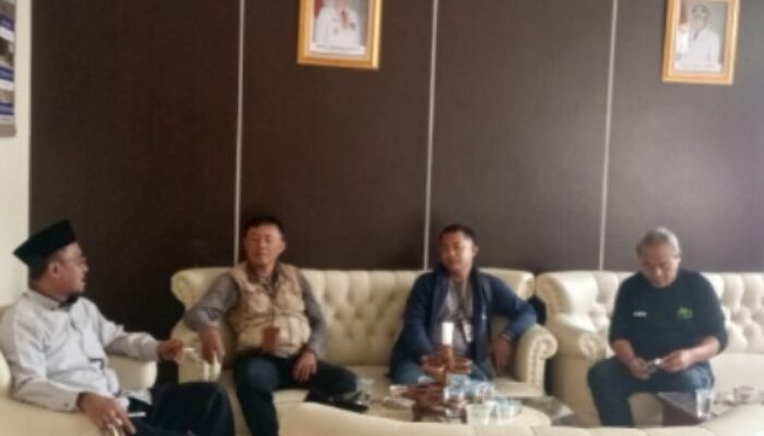 Bendahara DKM Sebut Dana Hibah Digunakan untuk Menuntaskan Proyek, Plafon Masjid Al-Amjad Belum Diperbaiki